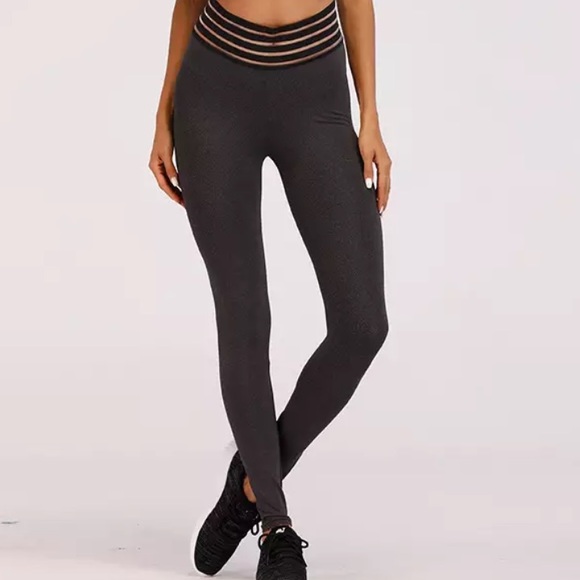 NEW Black Banded Waist Scrunch Bum Leggings Yoga Small Athletic Streetwear Y2K
